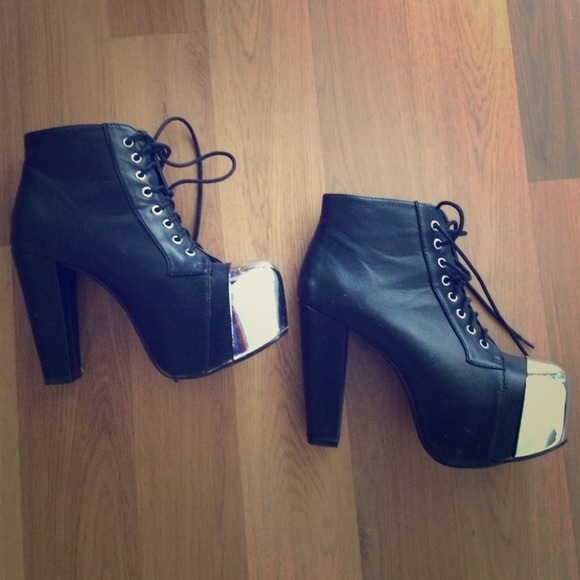 Lita Black & Silver heels