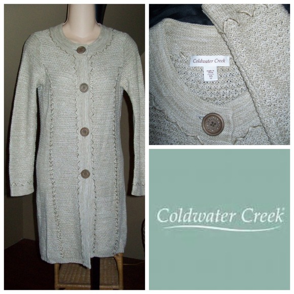 Beautiful Tan/Cream Sweater Jacket Size 4- XS