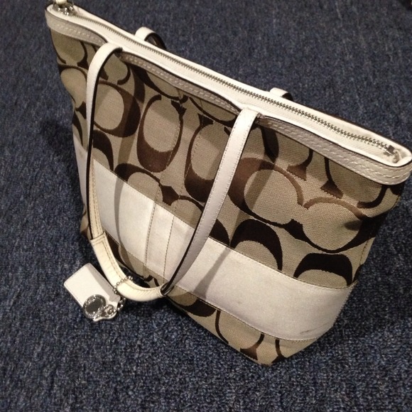 Coach bag - great condition!