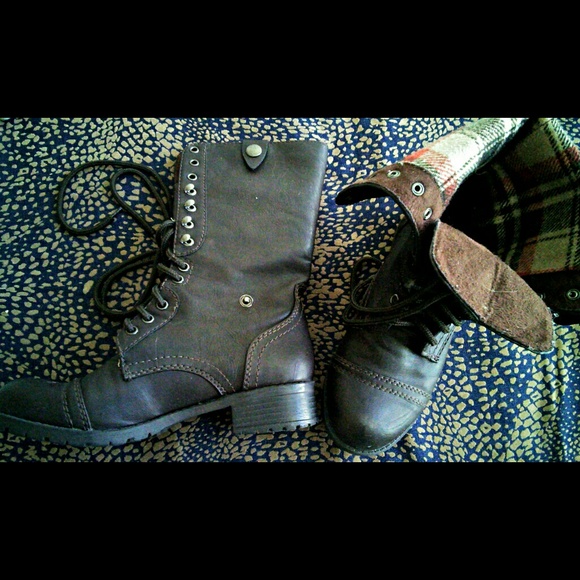 Soda Lace-Up/Roll-Down Combat Boots