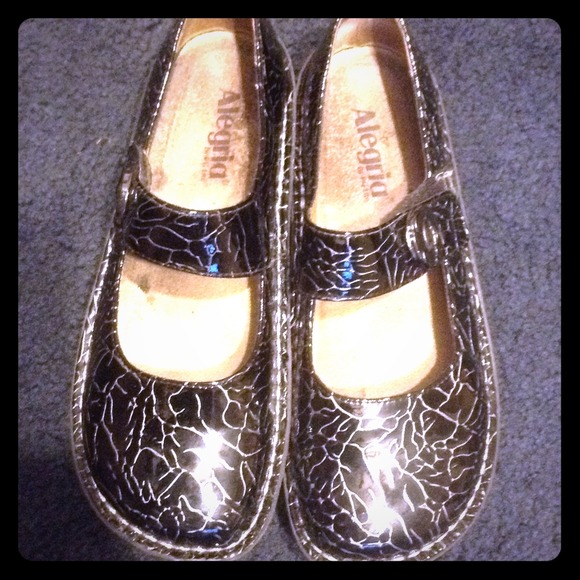 Alegria Black Patent leather Nursing Shoes