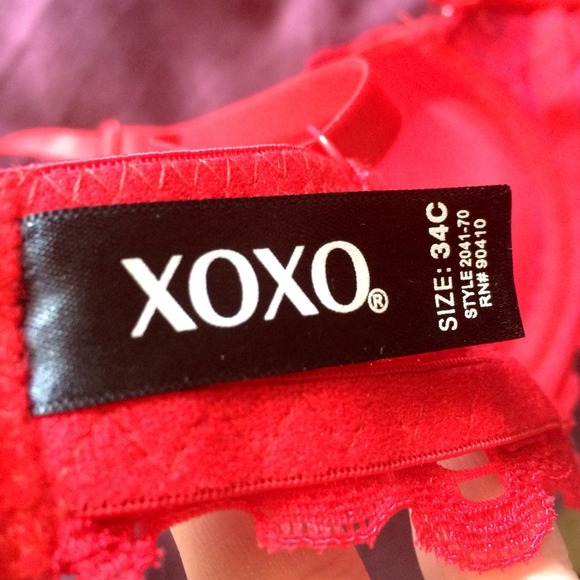 Red push-up lace bra 34C - Picture 2 of 3