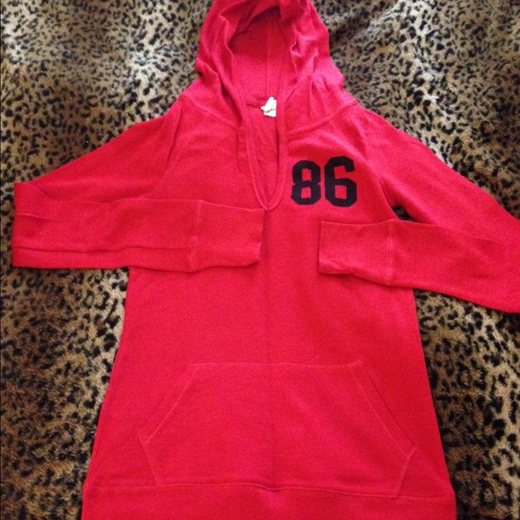 VS "Pink" Hoodie Shirt