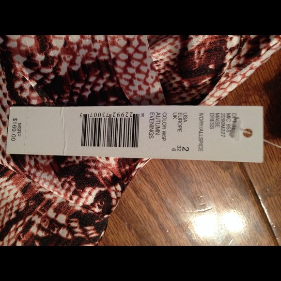 Antonio Melani Autumn Evenings Size 2 - Picture 2 of 4