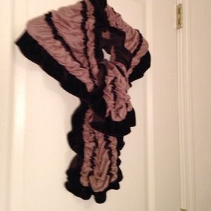 Romantic Velvet Ruffle Scarf..New