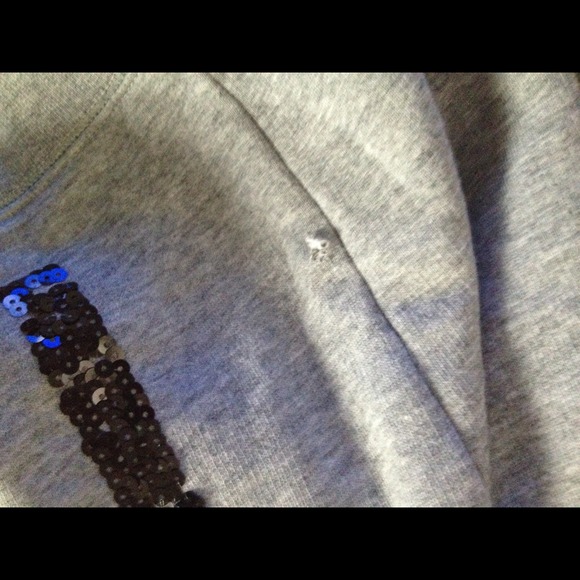 🚫gifted to friend🚫  Hard to find hoodie - Picture 4 of 4