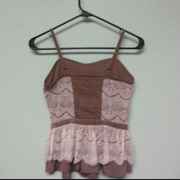 Lace tank - Picture 2 of 2