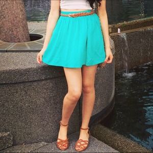 Forever 21 Skirts - Skater skirt Forever 21 Skirts - Skater skirt