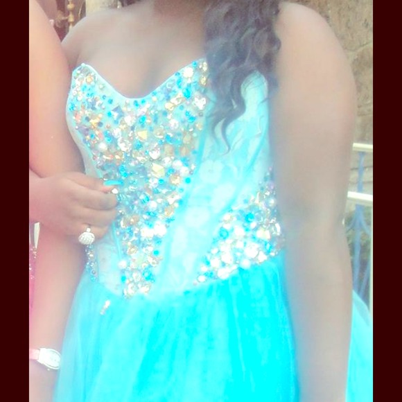 Terani Couture P192