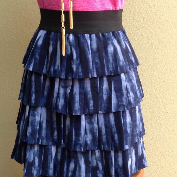 Jack. Layered skirt NWOT - Picture 2 of 4