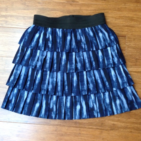 Jack. Layered skirt NWOT - Picture 3 of 4