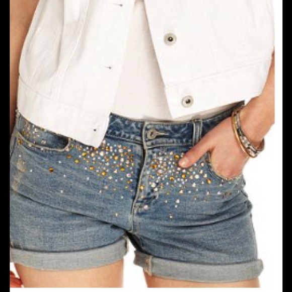 Two by VINCE Camuto jeans cuffed studded denim - Picture 2 of 4