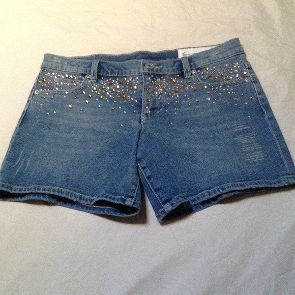 Two by VINCE Camuto jeans cuffed studded denim - Picture 3 of 4