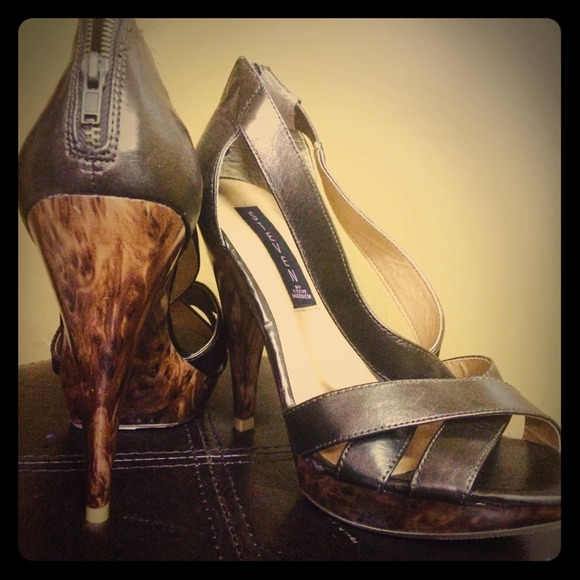 "STEVEN" by Steve Madden