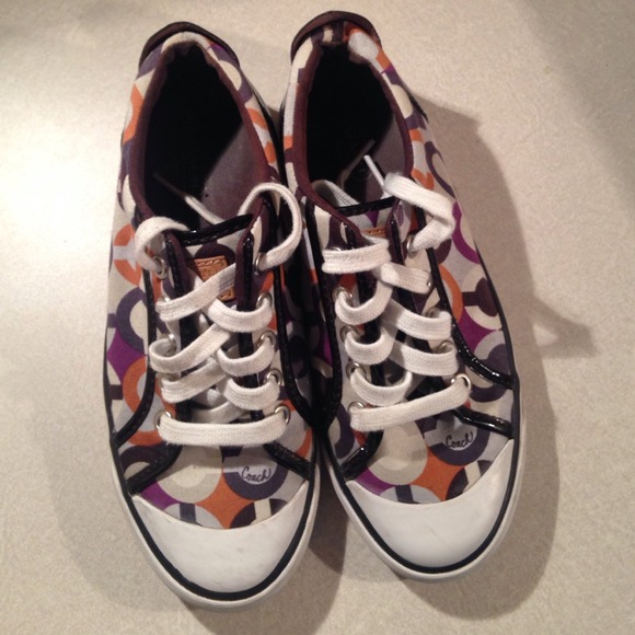 💞LOWERED💞 Coach shoes