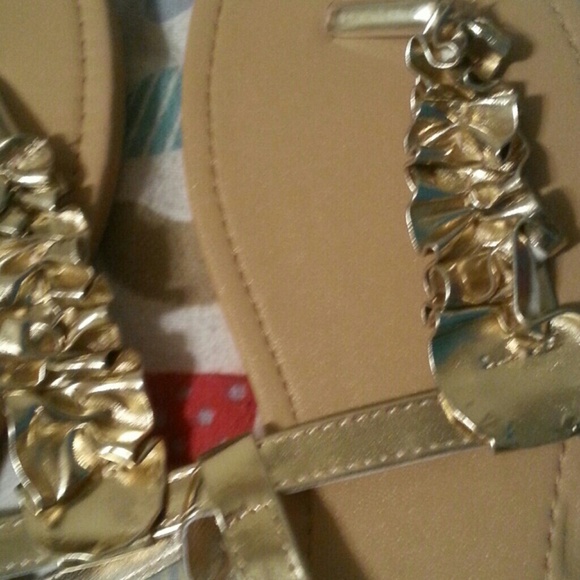 Shoes - Picture 2 of 2