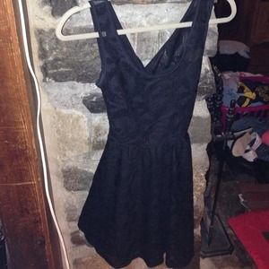 Black subtle skull print dress