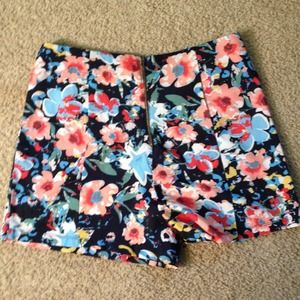Floral high waisted shorts
