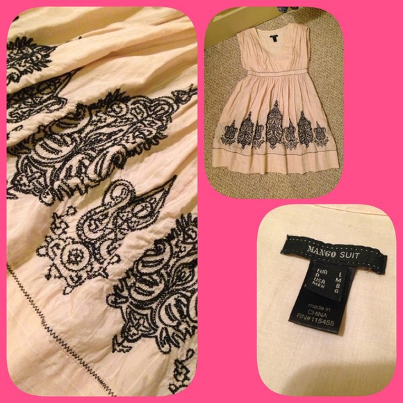 *SOLD* Mango Suit Embroidered Dress - Picture 2 of 2