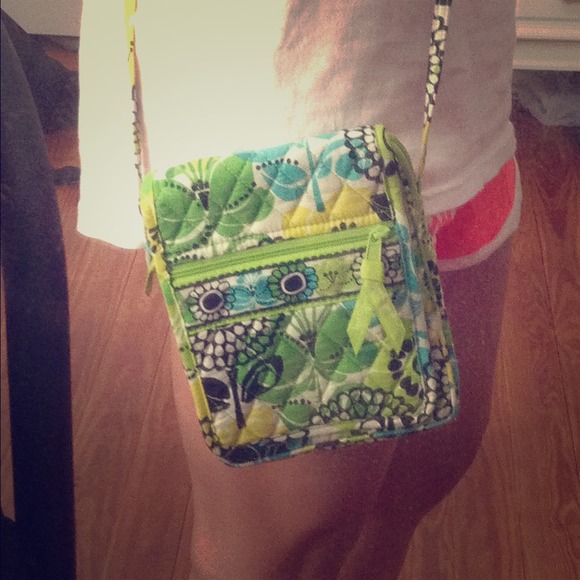 REDUCED PRICE!! Vera Bradley cross body