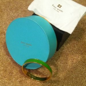 🎉 20% off! Kate Spade bangle!