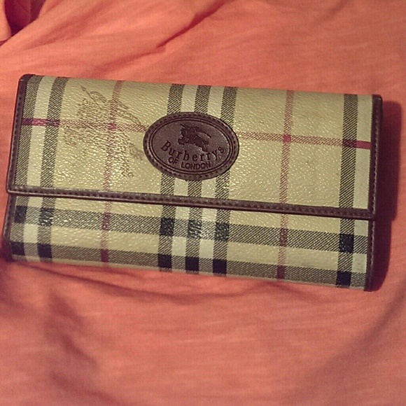 Burberry wallet
