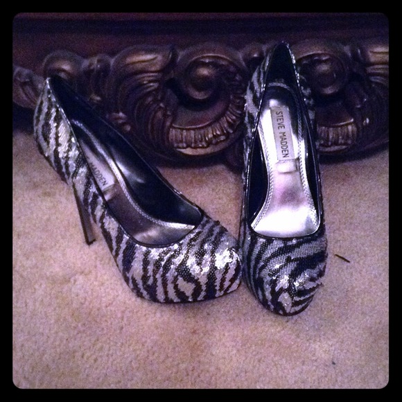 Steve Madden Pumps