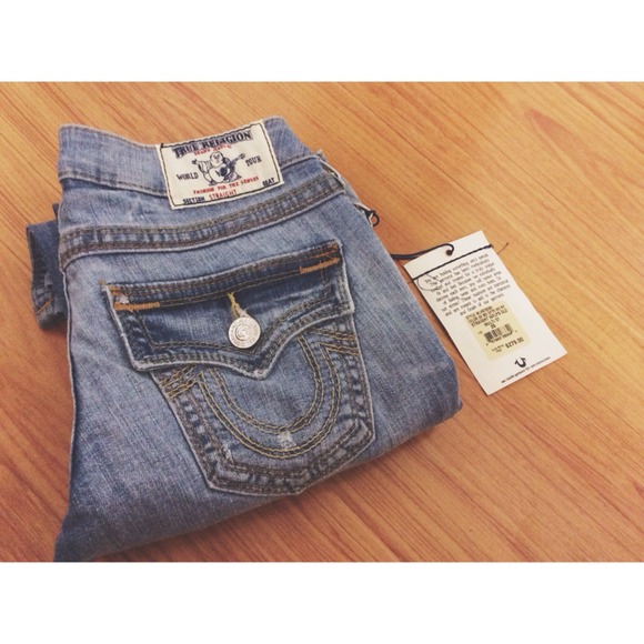 NWT True Religion Straight Jeans