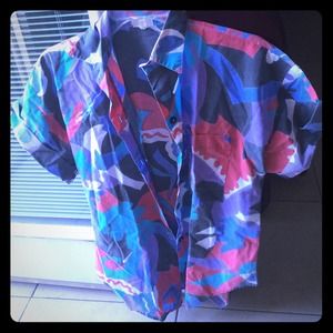 80s looking button up shirt