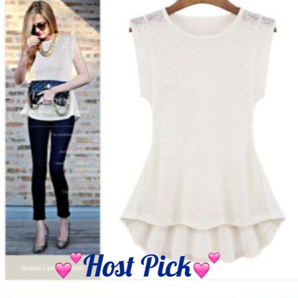 ❌SOLD❌💕Host Pick 7/2💕 Super cute and fun top