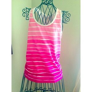 Pink ombré workout shirt