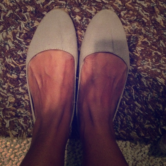 Cute grey flats from wet seal