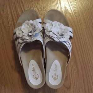 Earthies platform heels/wedge