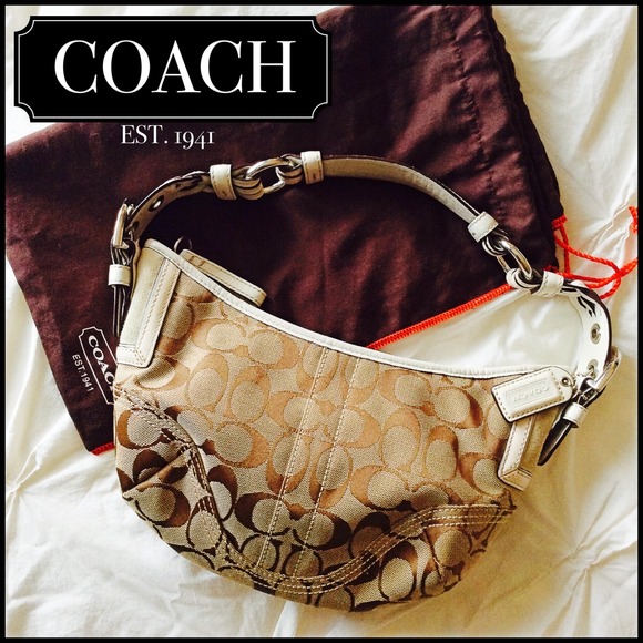 Coach Handbags - {S A L E} 💯%Authentic Coach Soho Hobo Handbag