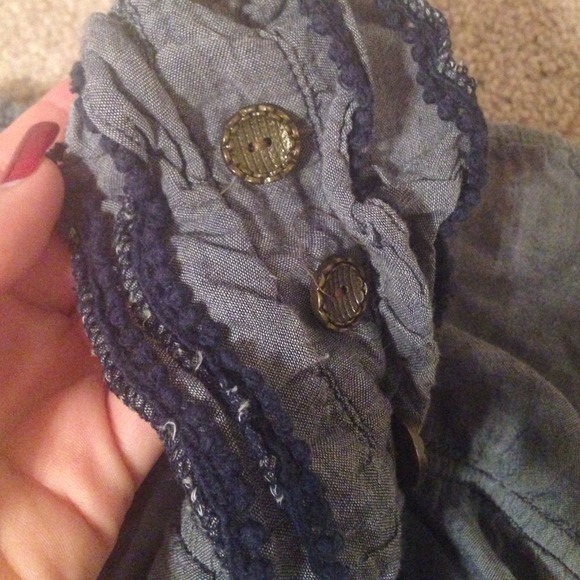 Blue top - Picture 4 of 4