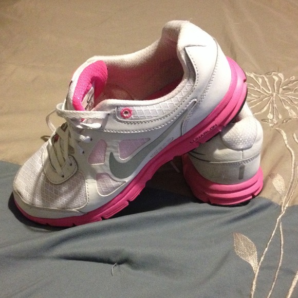 Nike sport shoes