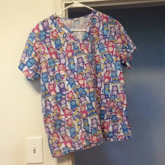 Scrub top