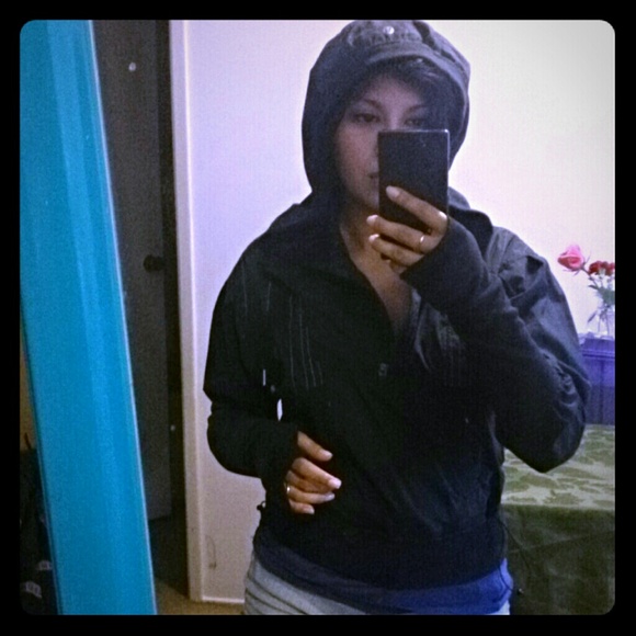 Sale! Lululemon Athletica running jacket Reduced!