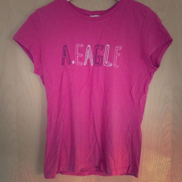 American eagle tshirt