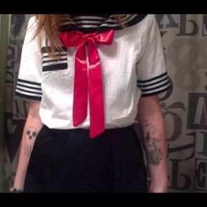 japanese school girl uniform (sei fuku)