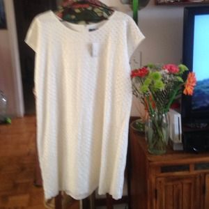 Eyelet lace summer dress