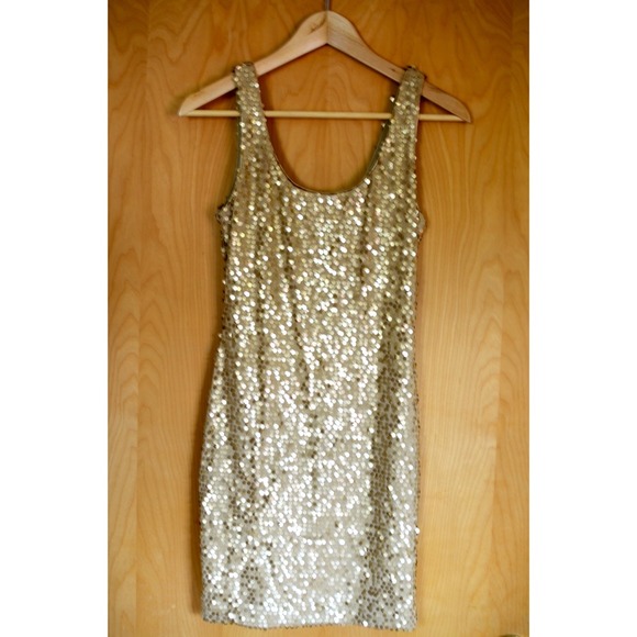 Forever21 Gold sequin bodycon dress