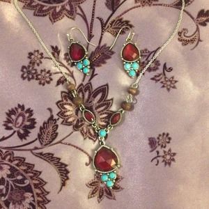 Necklace & earrings