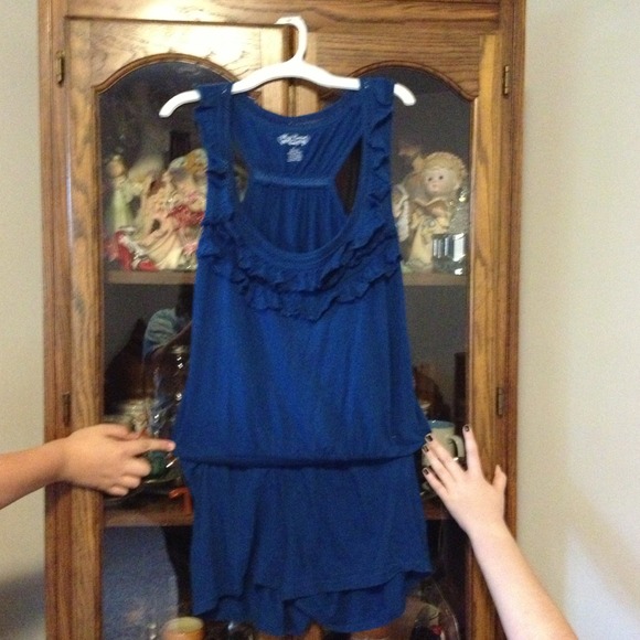 Price Reduce Blue shorts Jumper. Size L