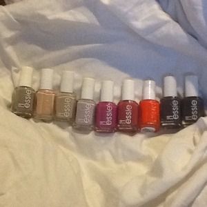 *reduced again*ESSIE nail polish bundle. 9 bottles