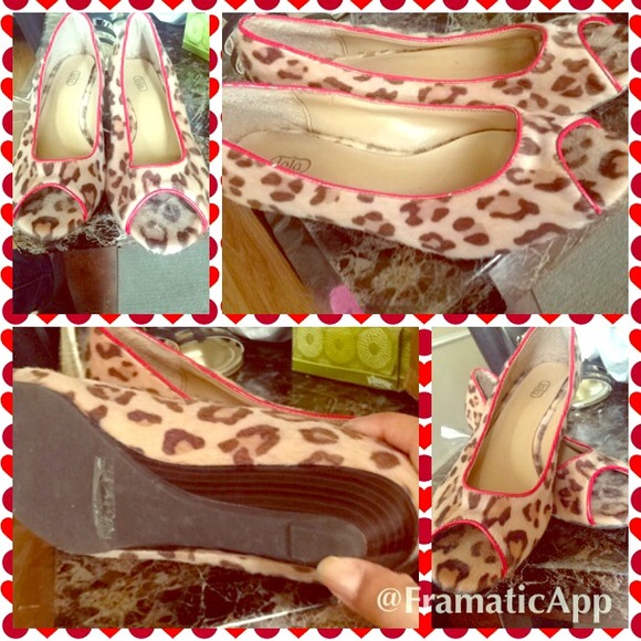 Leopard peep toe flats