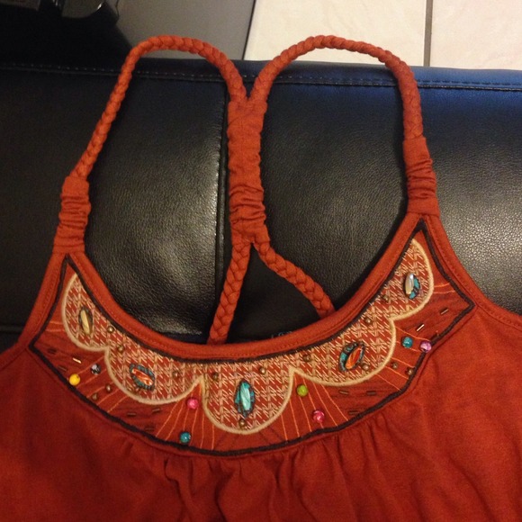 Top - Picture 2 of 3