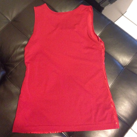 Top - Picture 3 of 3