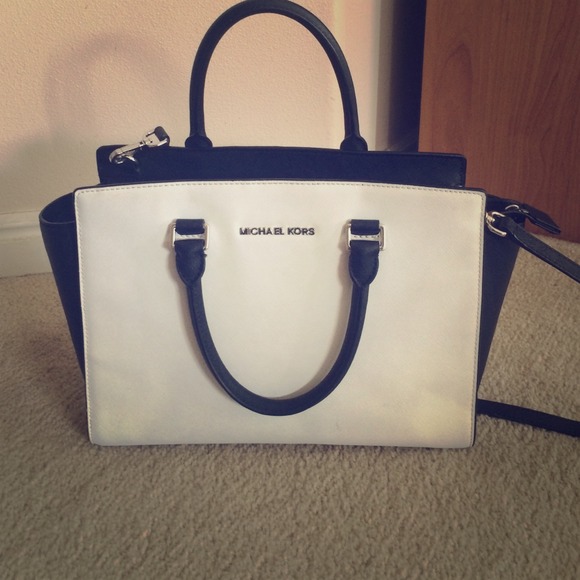 Michael Kors Selma Satchel