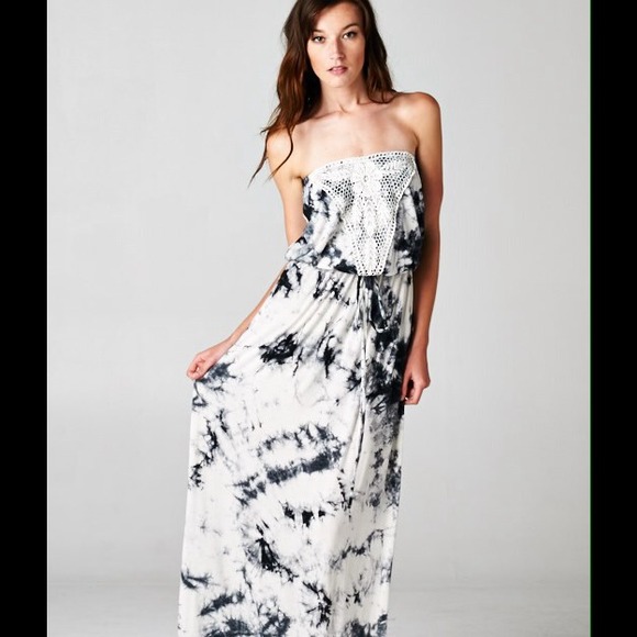 ❗️SOLD OUT ❗️Tie dye maxi dress w/crochet detail - Picture 2 of 4